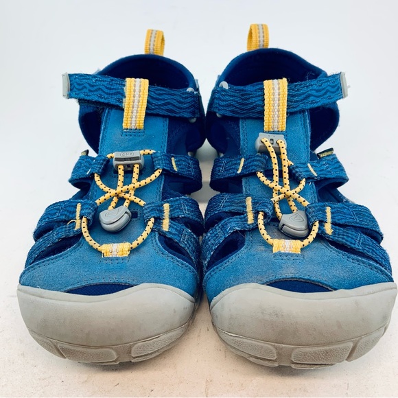 Big Kids KEEN Big Kid\'s Youth Blue Yellow Seacamp II CNX Waterproof Sandals size 5 37